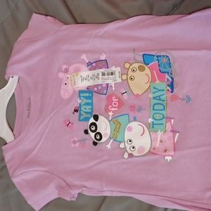 🟡 3 for $15 Girls 4T Peppa Pig shirt